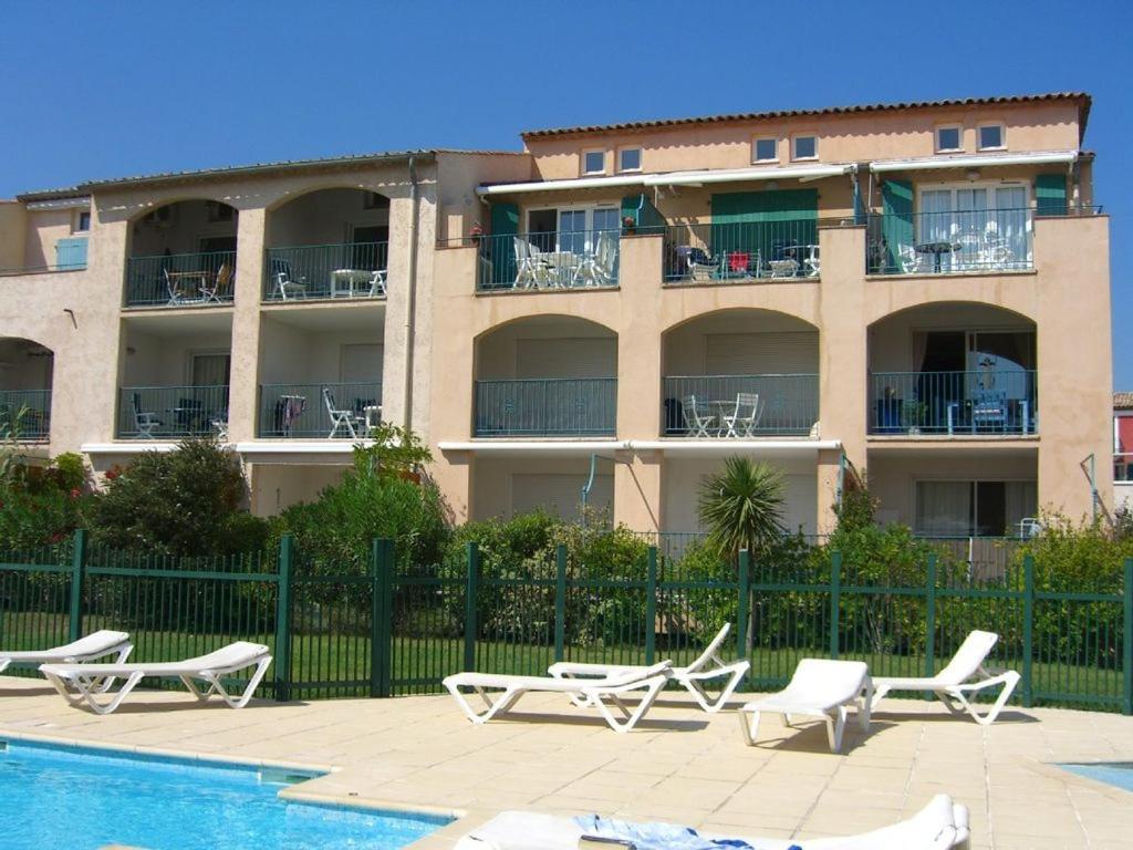 Luxury Apartment In Port Grimaud Exterior foto